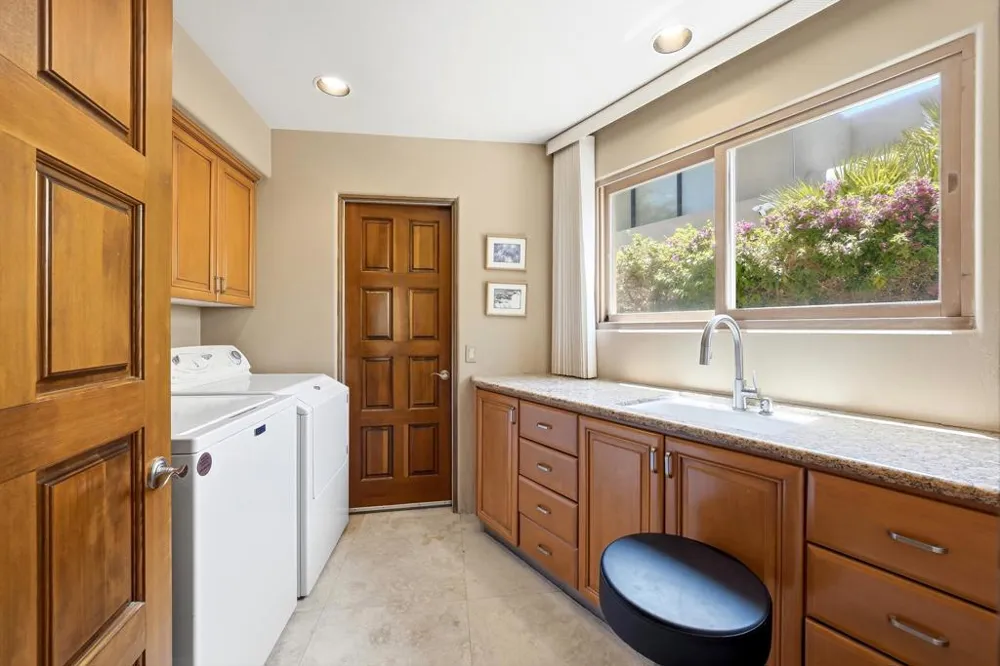 119 Tamit Place Palm Desert, CA 92260