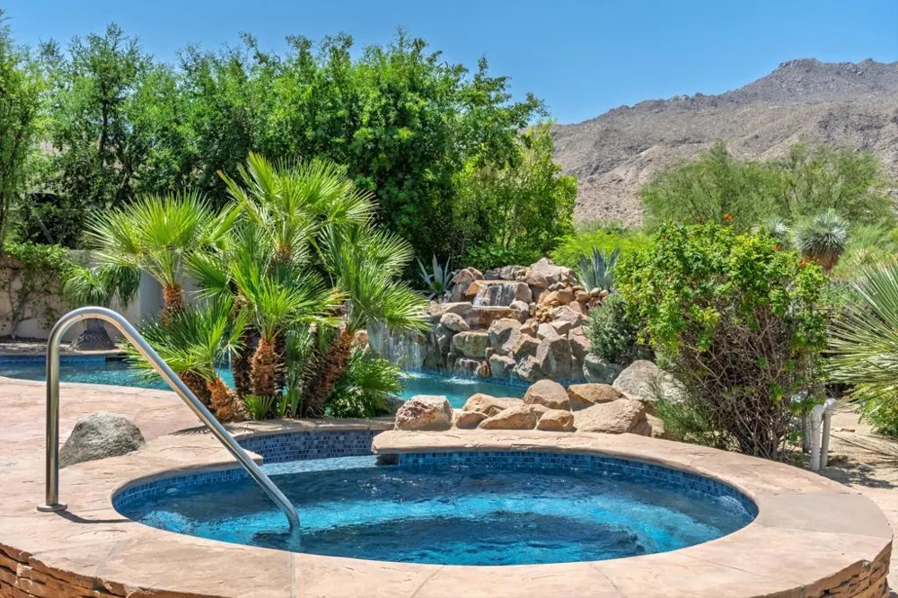 119 Tamit Place Palm Desert, CA 92260