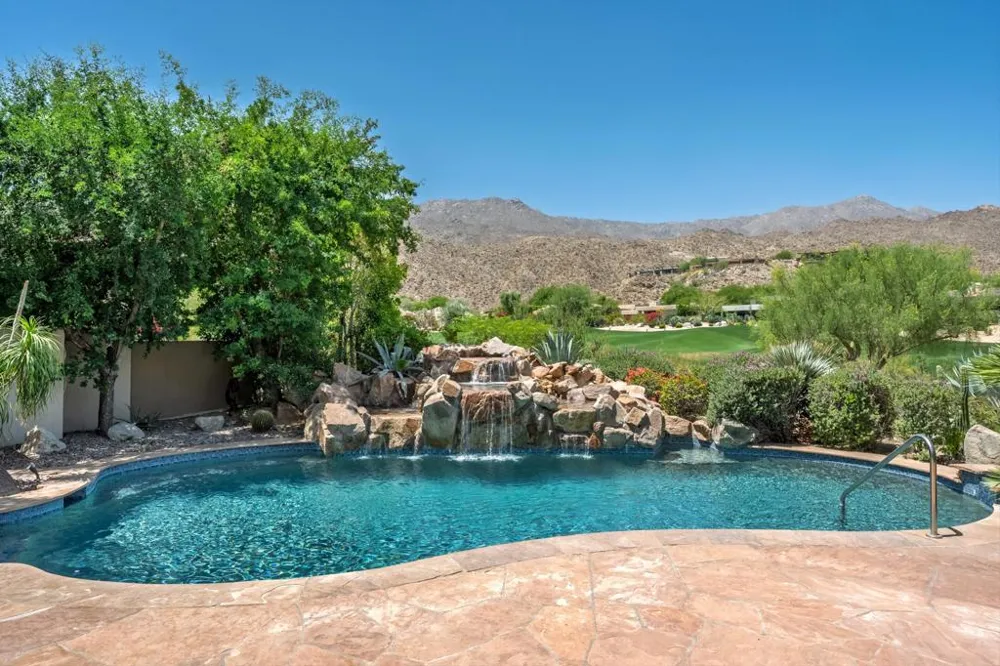 119 Tamit Place Palm Desert, CA 92260