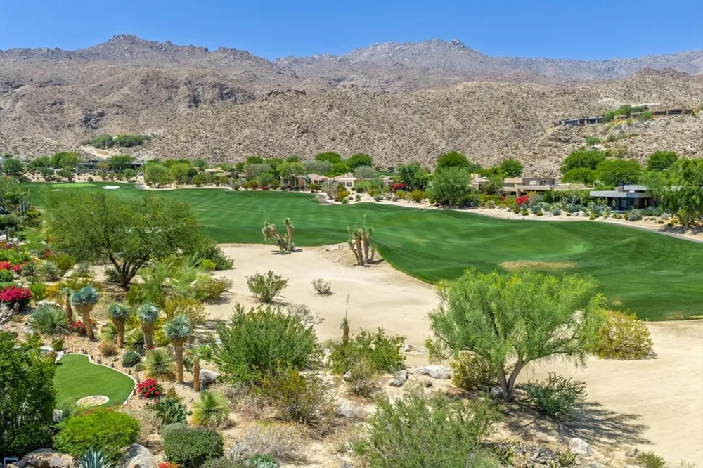 119 Tamit Place Palm Desert, CA 92260