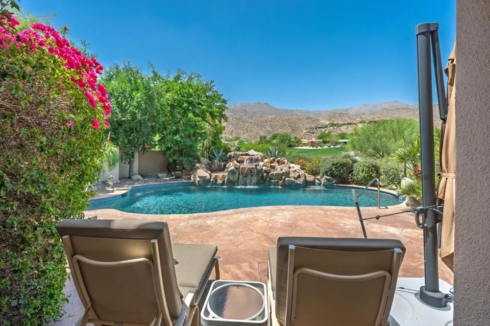 119 Tamit Place Palm Desert, CA 92260