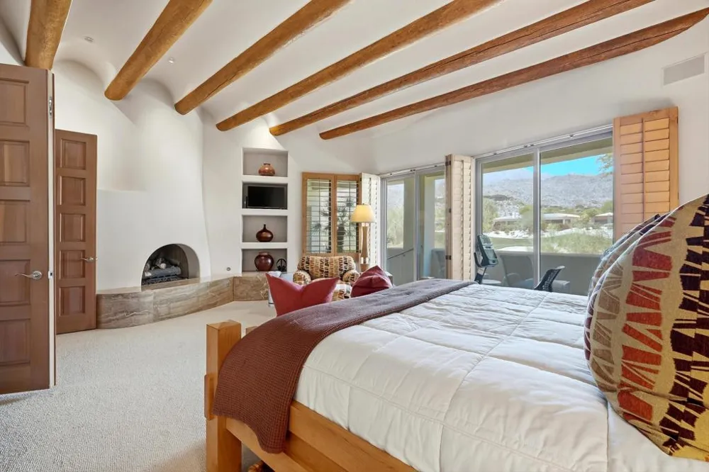 119 Tamit Place Palm Desert, CA 92260