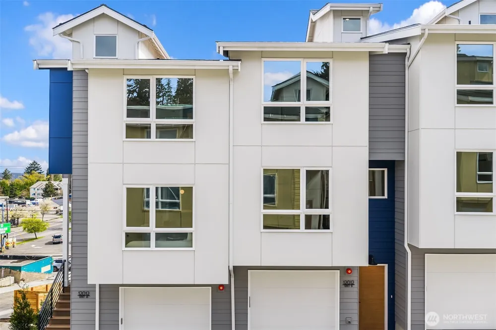 12012 17th Place S #B Burien, WA 98168