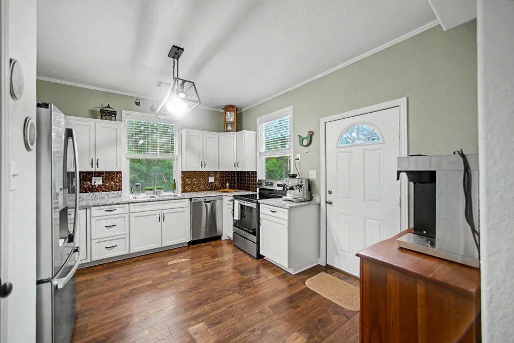 2874 An County Road 335 Palestine, TX 75803