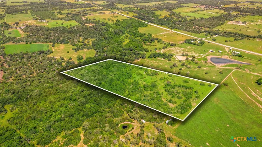 337 Private Road 1015 Hallettsville, TX 77964
