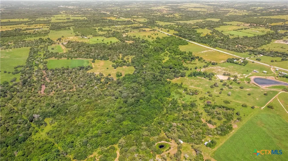 337 Private Road 1015 Hallettsville, TX 77964