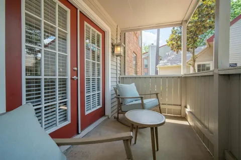 12800 Woodforest Boulevard #W1304