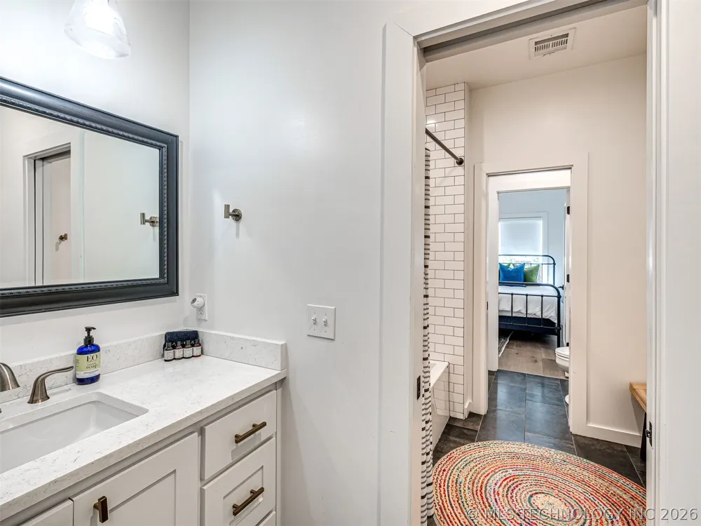 57 Lower Green Way Carlton Landing, OK 74432