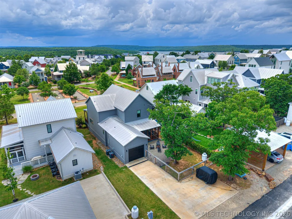 57 Lower Green Way Carlton Landing, OK 74432