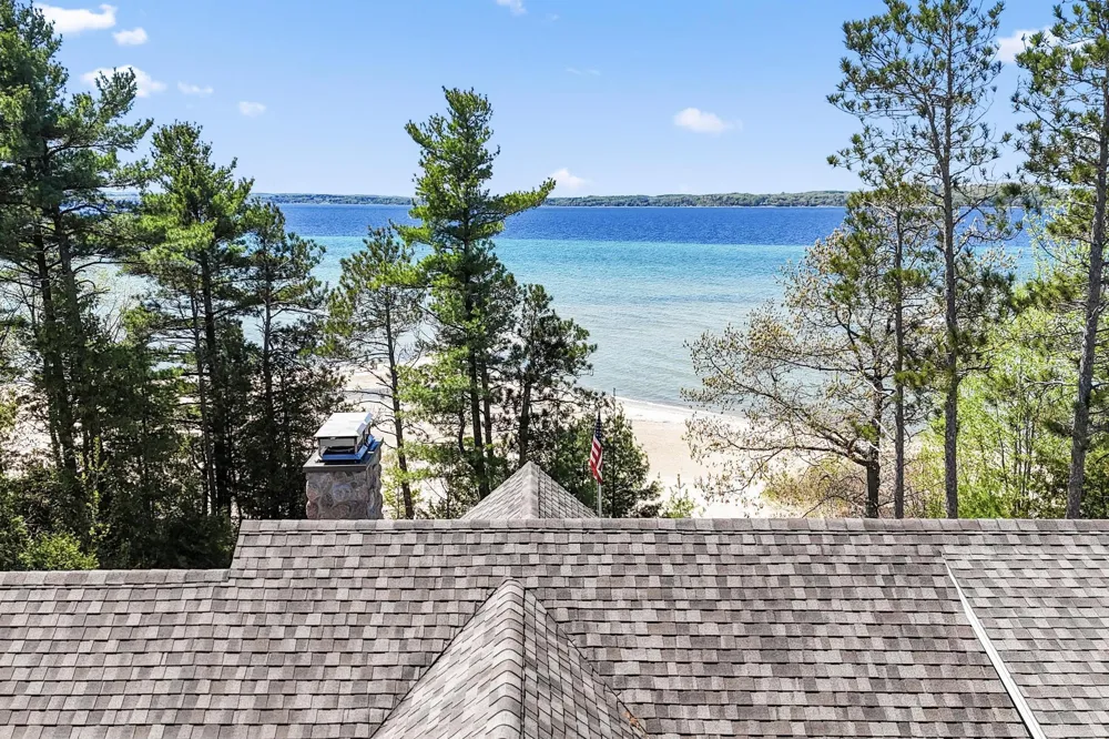 10249 Kay Ray Road Acme Township, MI 49690