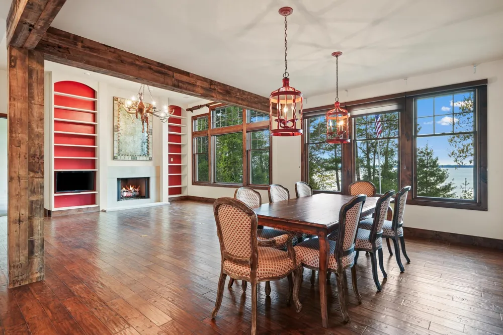10249 Kay Ray Road Acme Township, MI 49690