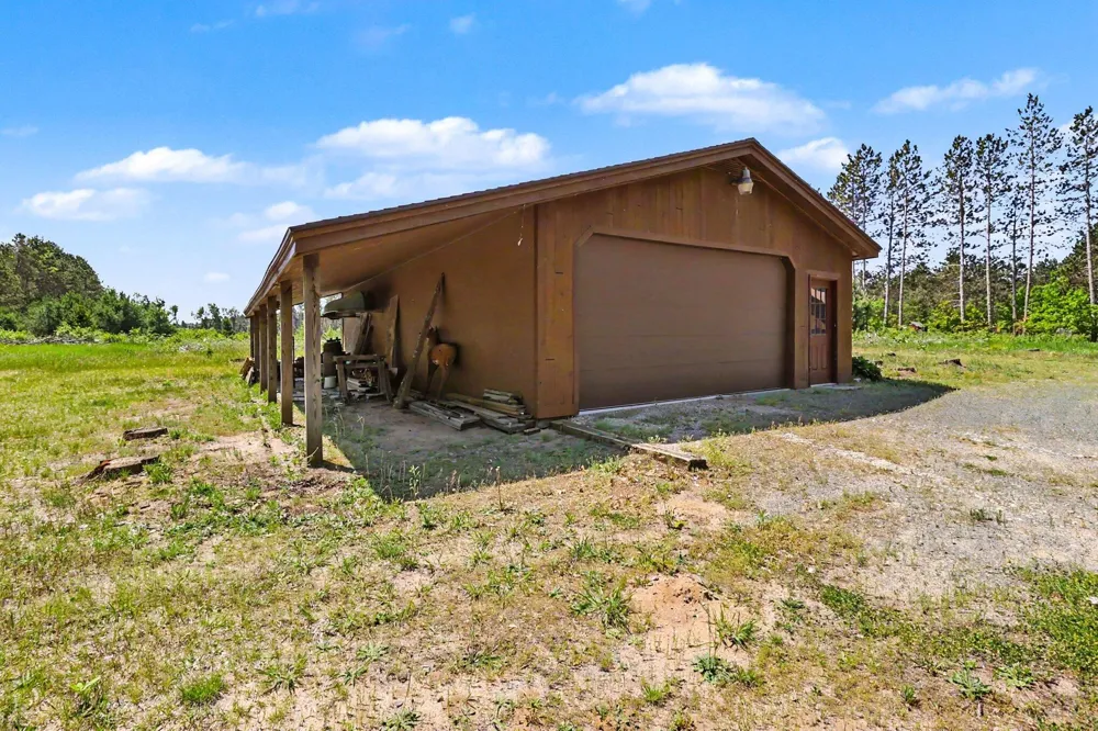 780 E Conrad Road Scottville, MI 49454