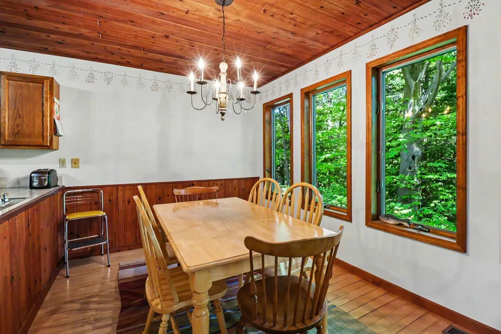 780 E Conrad Road Scottville, MI 49454