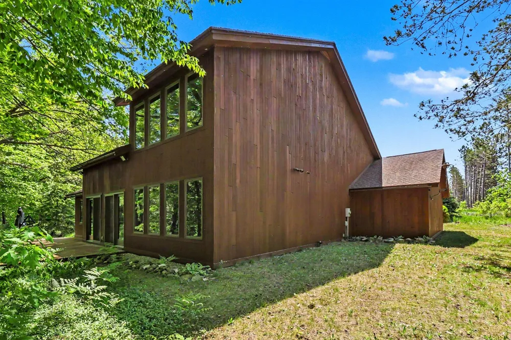 780 E Conrad Road Scottville, MI 49454