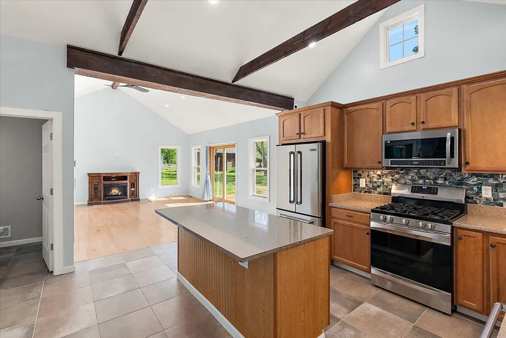 48882 8th Avenue Columbia Township, MI 49056