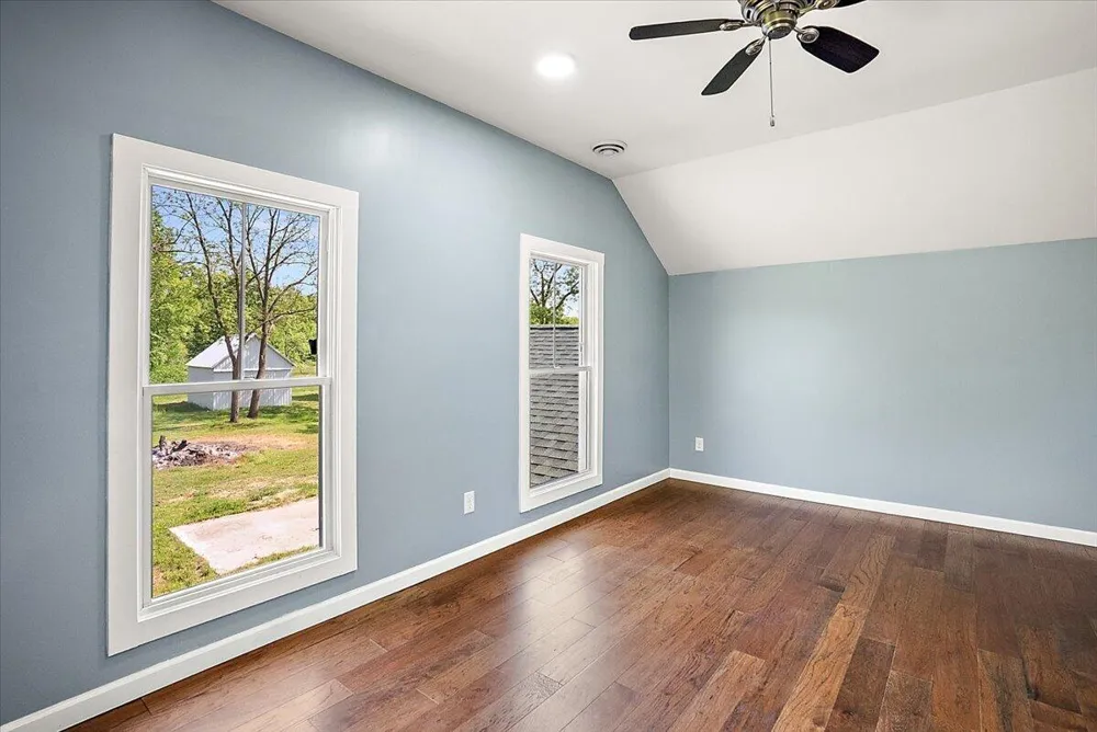 48882 8th Avenue Columbia Township, MI 49056