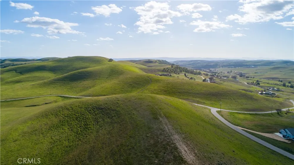 Douglas Rd. (Lot 28) San Miguel, CA 93451
