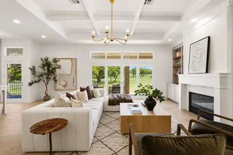 48 Tiburon Drive