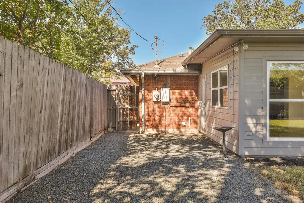 4613 Libbey Lane Houston, TX 77092