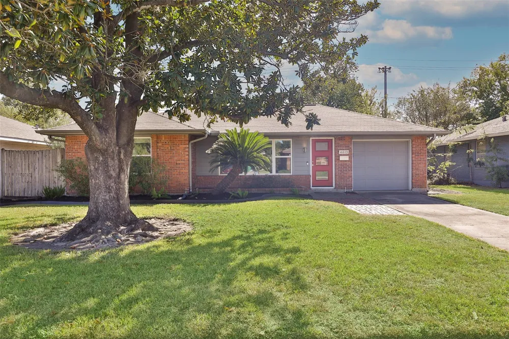 4613 Libbey Lane Houston, TX 77092