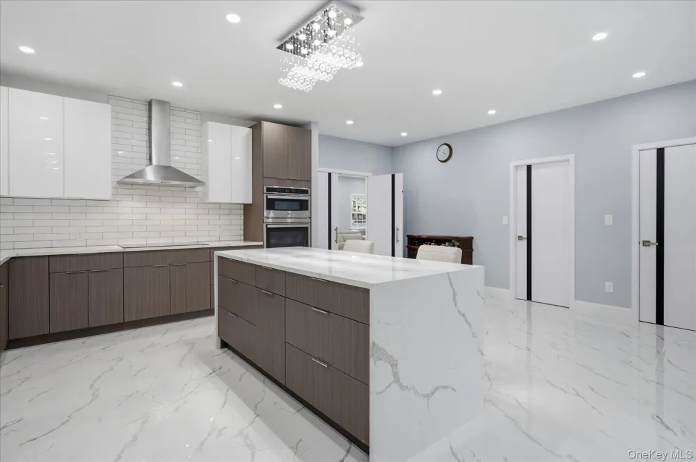 3563 Raven Street Levittown, NY 11756