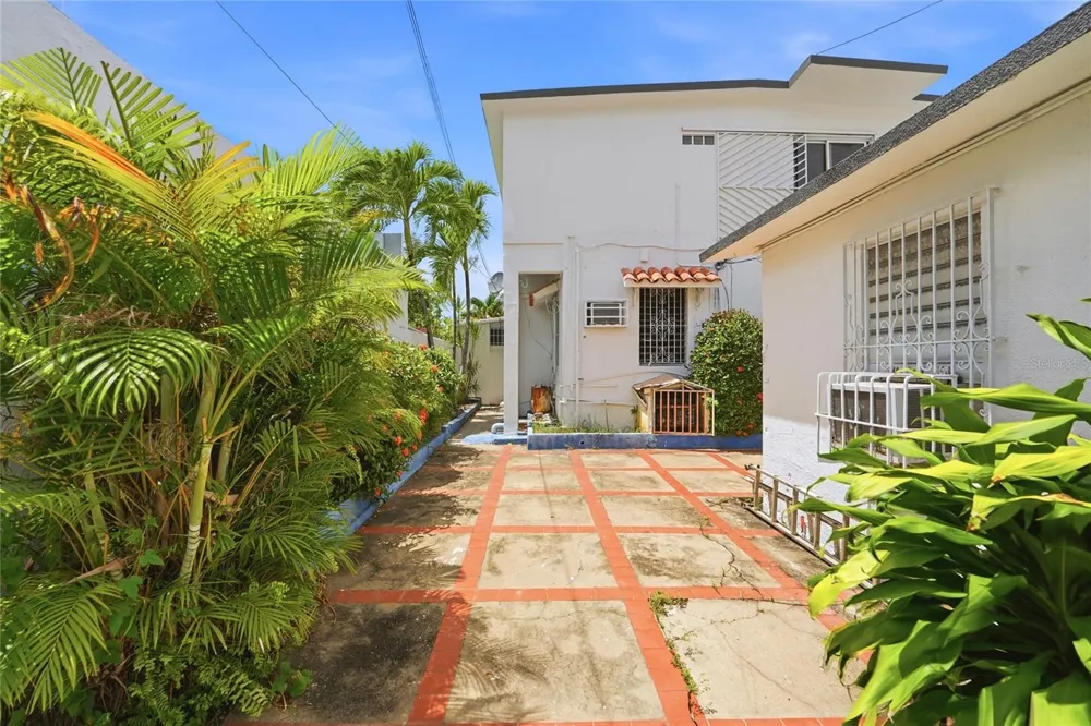 2202 GENERAL PATTON San Juan, PR 00913