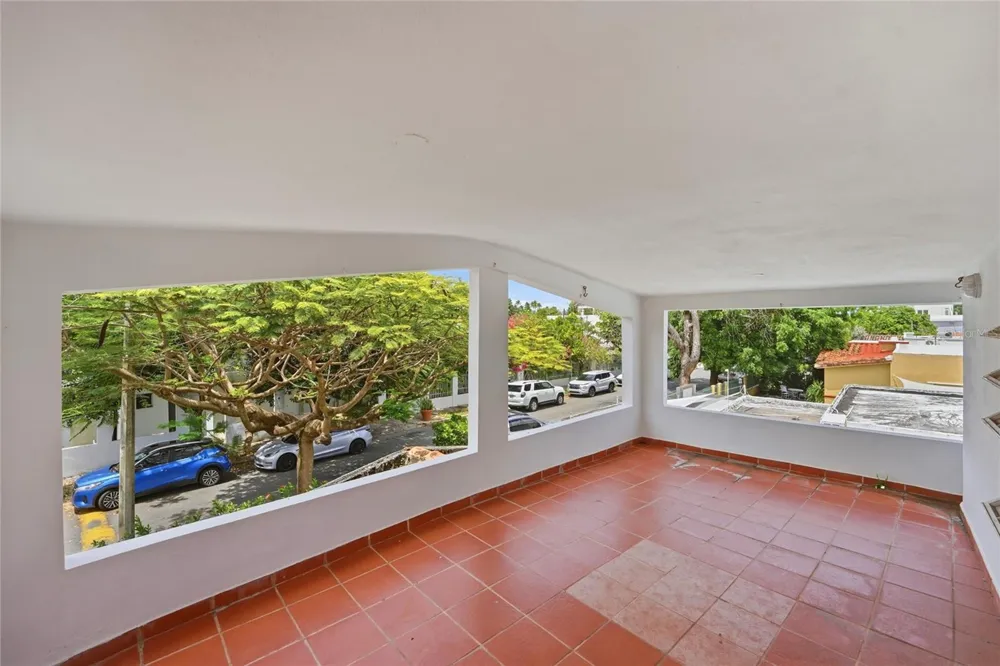 2202 GENERAL PATTON San Juan, PR 00913