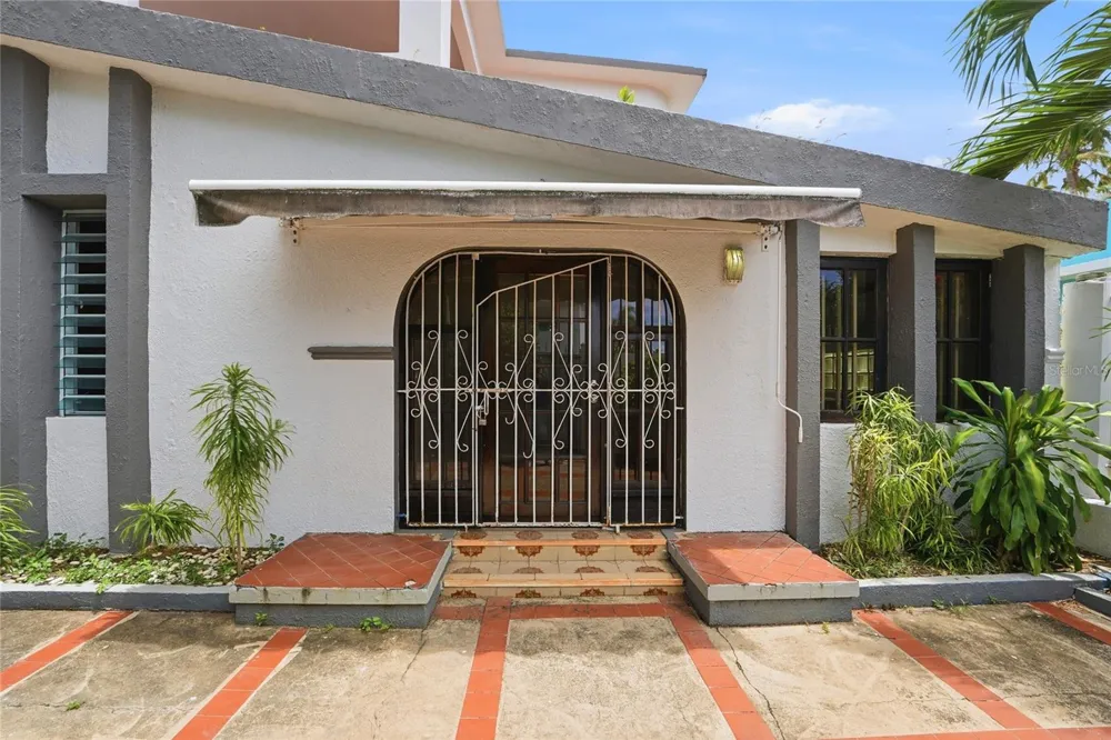 2202 GENERAL PATTON San Juan, PR 00913