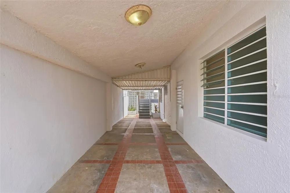2202 GENERAL PATTON San Juan, PR 00913