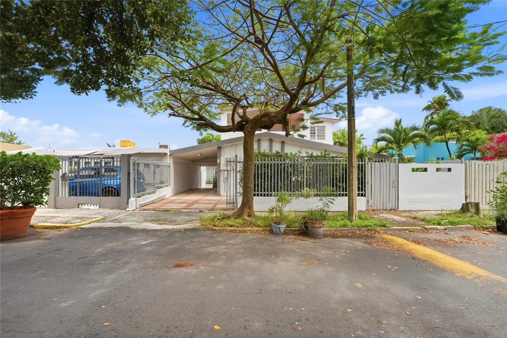 2202 GENERAL PATTON San Juan, PR 00913