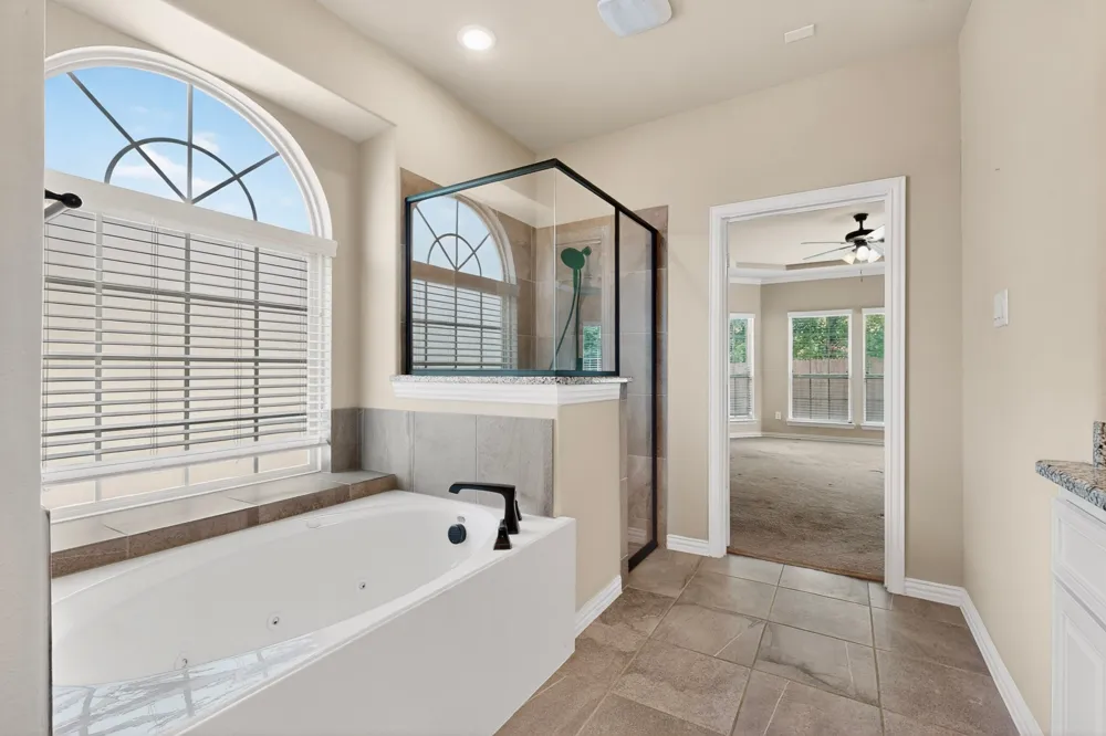 852 State Street DeSoto, TX 75115