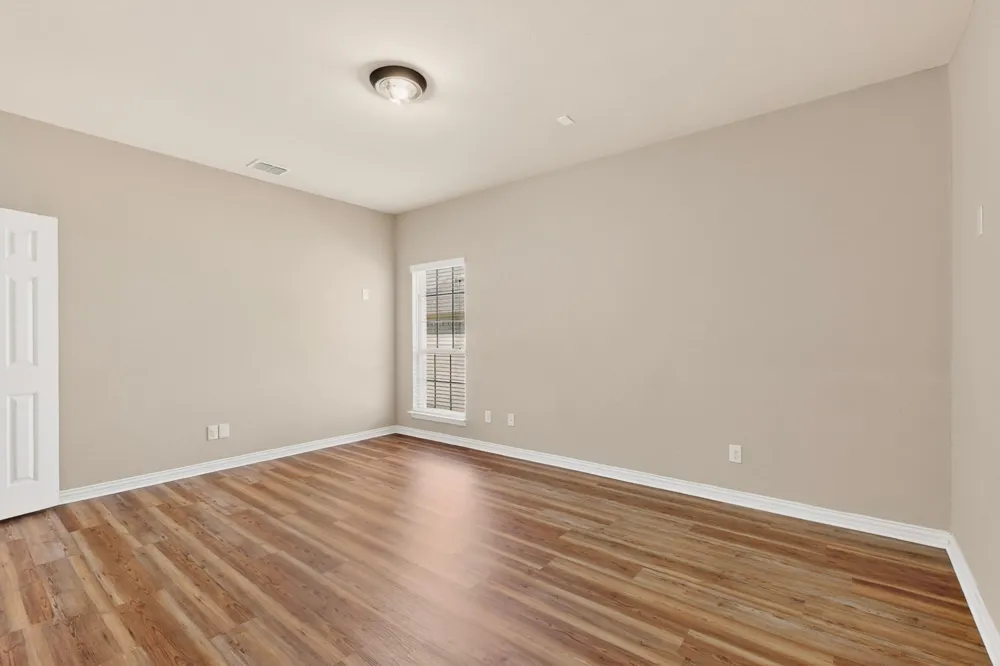 852 State Street DeSoto, TX 75115
