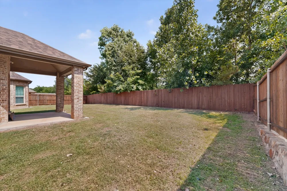 852 State Street DeSoto, TX 75115