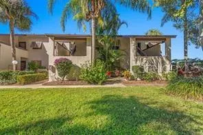 5147 WILLOW LINKS #18 Sarasota, FL 34235