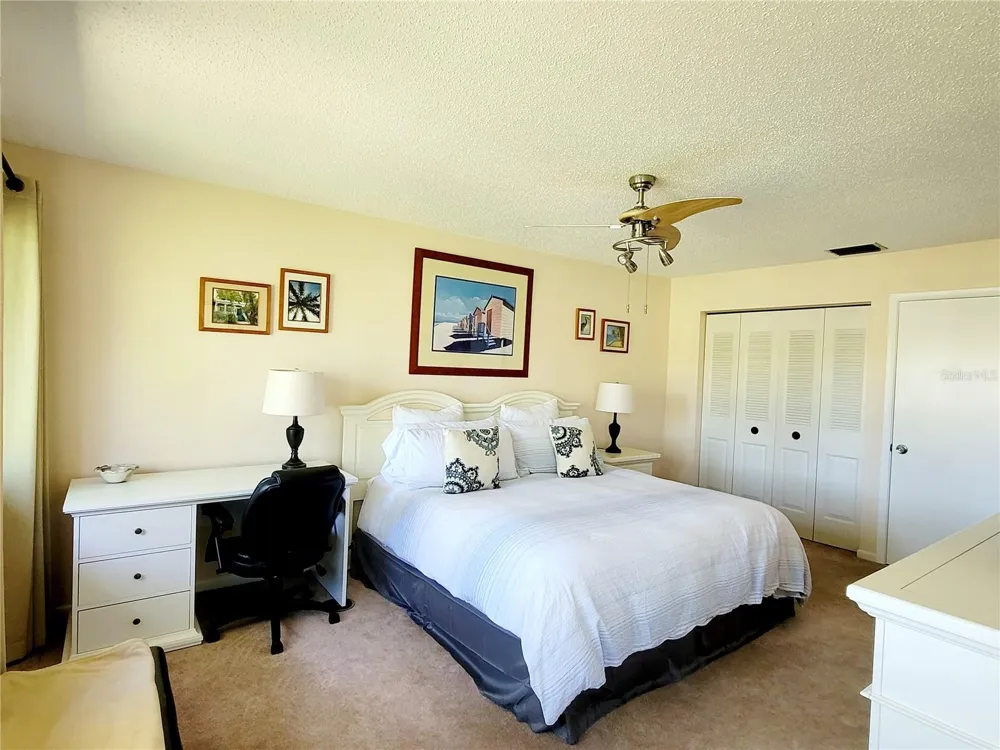 5147 WILLOW LINKS #18 Sarasota, FL 34235