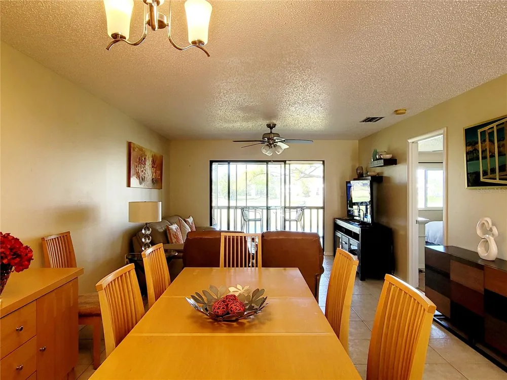 5147 WILLOW LINKS #18 Sarasota, FL 34235