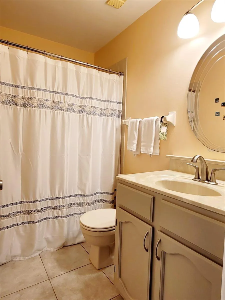 5147 WILLOW LINKS #18 Sarasota, FL 34235