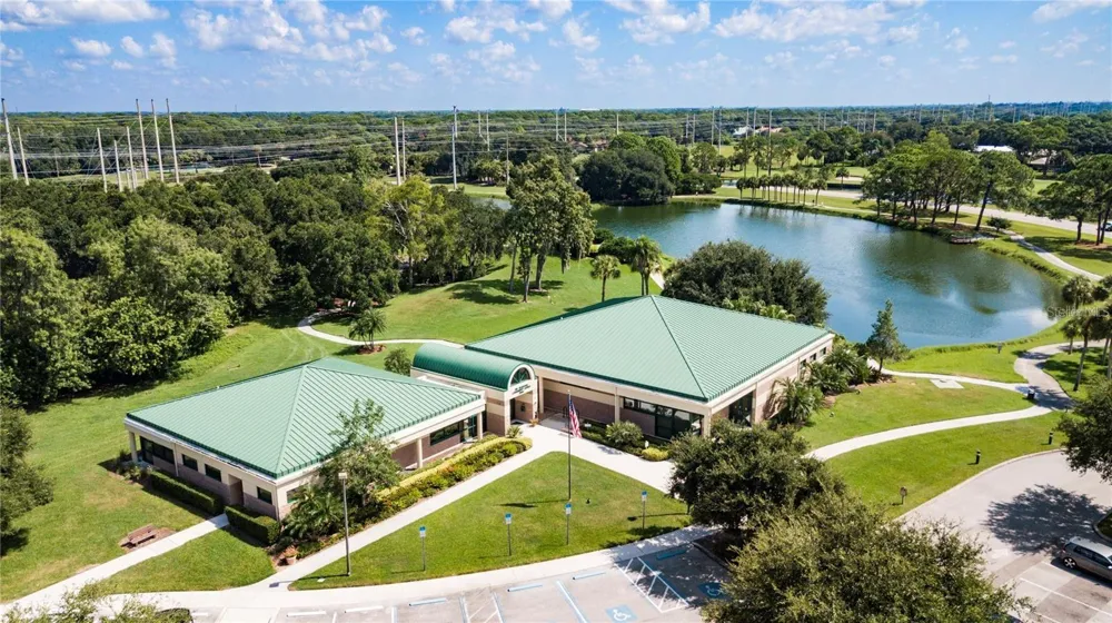 5147 WILLOW LINKS #18 Sarasota, FL 34235