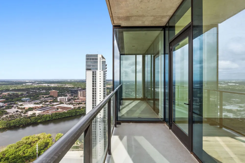 610 Davis Street #4301 Austin, TX 78701
