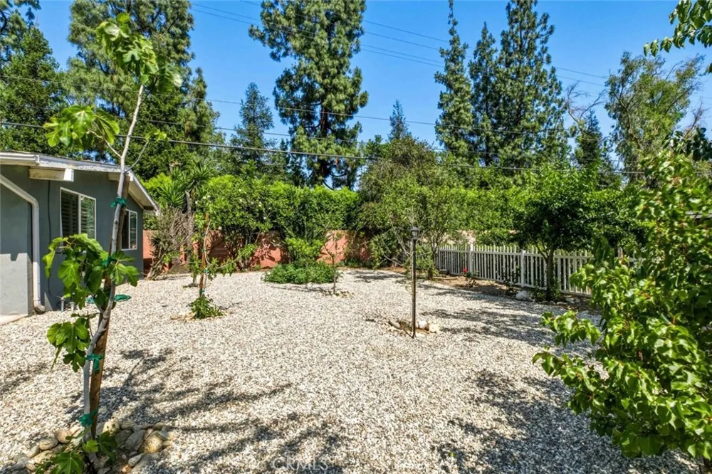 301 W Ashby Street Azusa, CA 91702