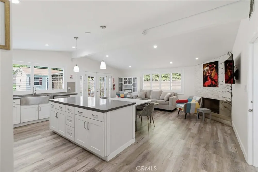 301 W Ashby Street Azusa, CA 91702