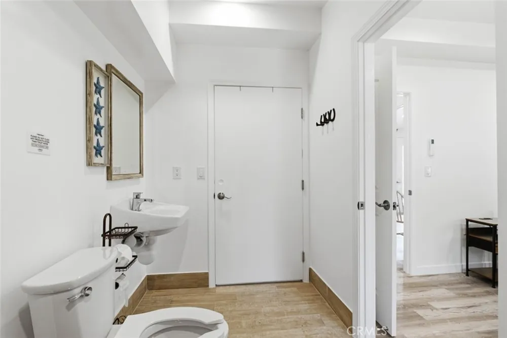 301 W Ashby Street Azusa, CA 91702