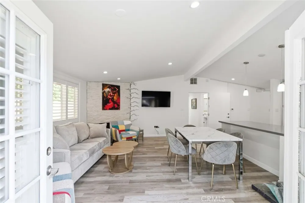 301 W Ashby Street Azusa, CA 91702