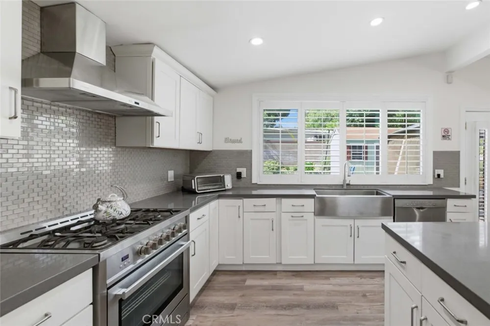 301 W Ashby Street Azusa, CA 91702