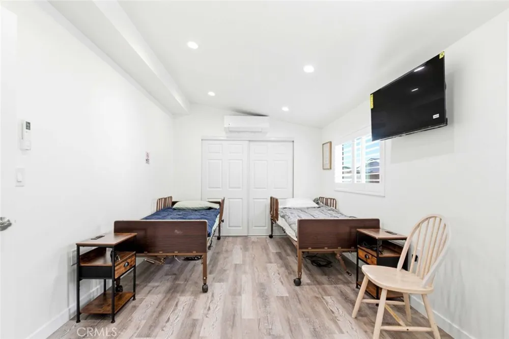 301 W Ashby Street Azusa, CA 91702