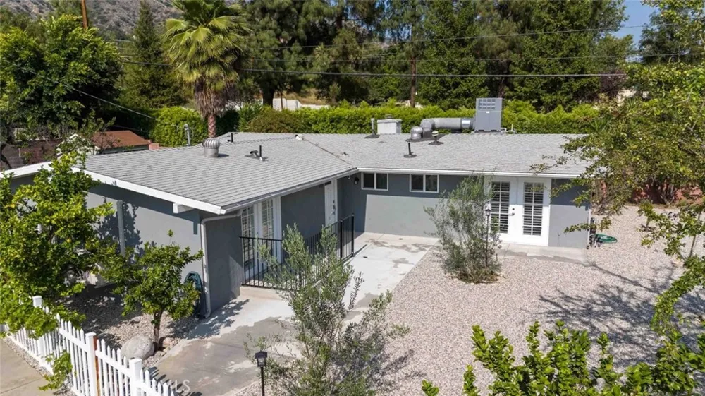 301 W Ashby Street Azusa, CA 91702