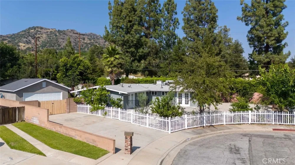 301 W Ashby Street Azusa, CA 91702