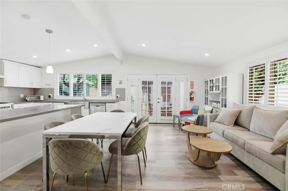 301 W Ashby Street Azusa, CA 91702