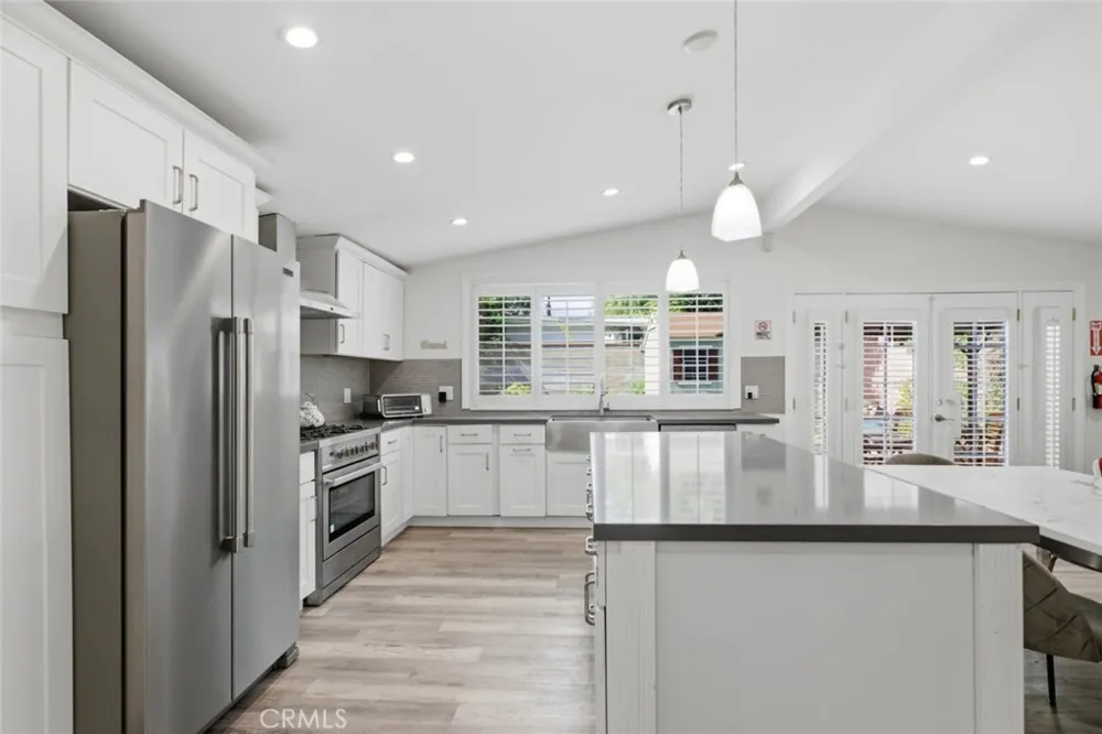 301 W Ashby Street Azusa, CA 91702