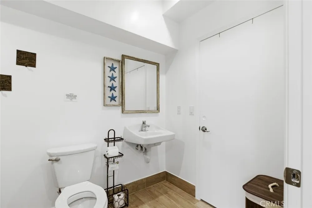 301 W Ashby Street Azusa, CA 91702
